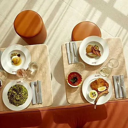 Hotel Okko Rosa Parks 4*