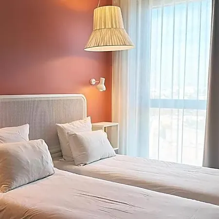 Okko Rosa Parks Hotel 4*