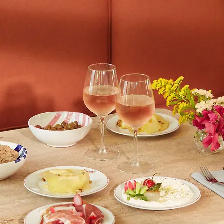 Hotel Okko Rosa Parks 4*
