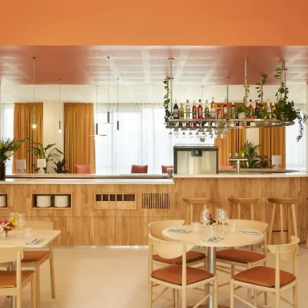 Okko Rosa Parks 4* Paris
