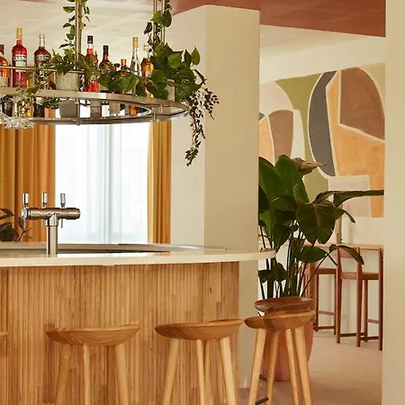 Hotel Okko Rosa Parks 4*